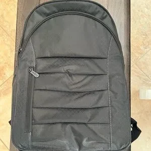 thirty-one | Bags | Thirtyone Her Deluxe Backpack | Poshmark display picture 1